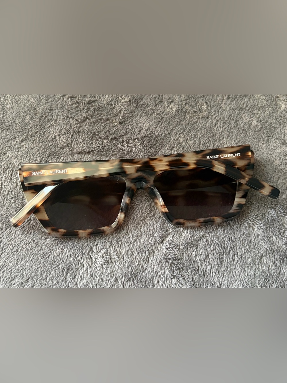 Saint Laurent Tortoiseshell Square-Edge Sunglasses with Brown Lenses - Picture 2 of 13